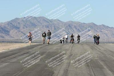 media/Oct-02-2025-Racers Edge (Thu) [[2c91cb6ab3]]/1-Around the Pits-Track Walk/